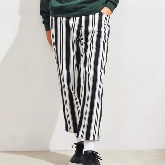 BDG UO URBAN OUTFITTERS | black stripe straight cropped jeans - Picture 11 of 11